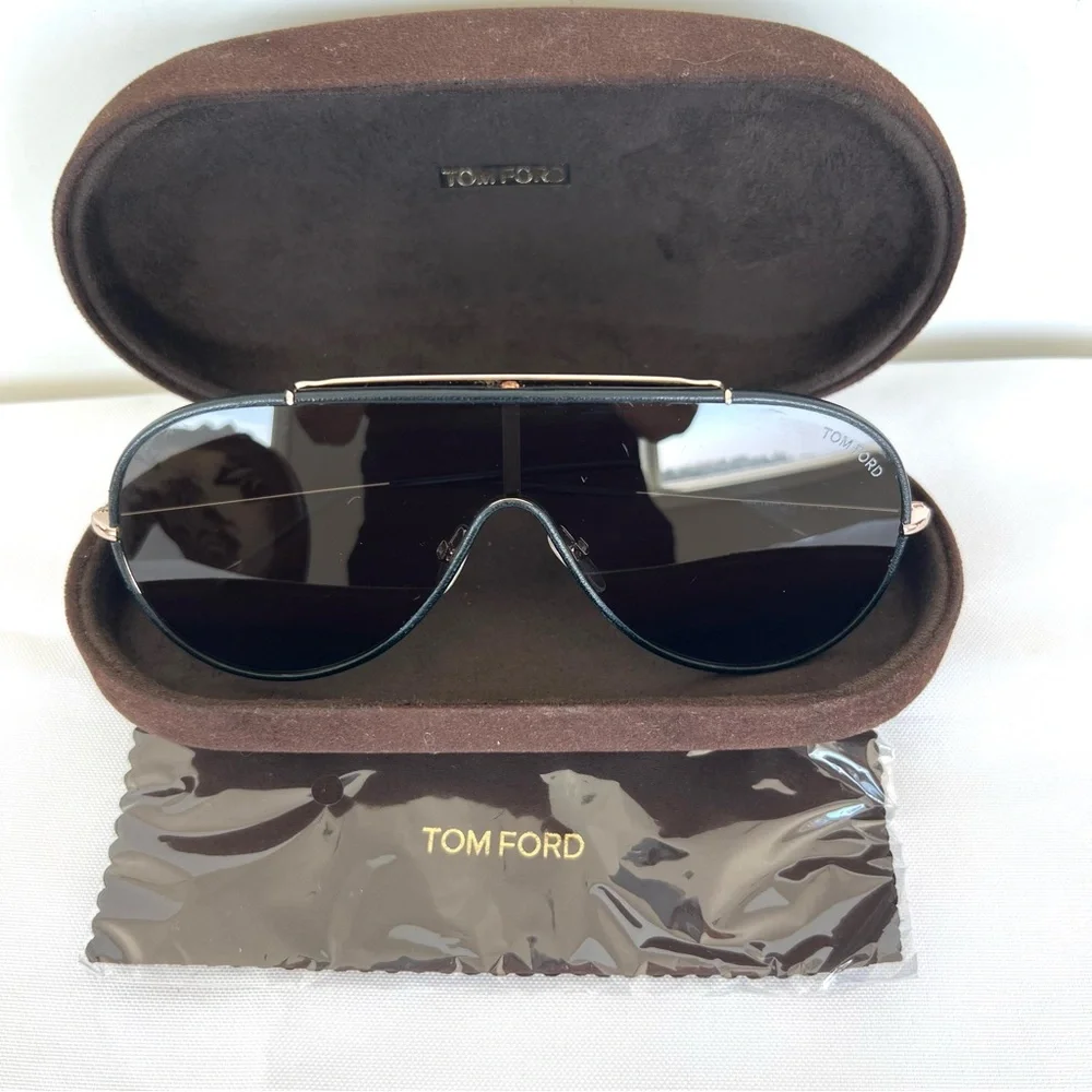 TOM FORD TF671 Mack Black Leather Rose Gold Metal Frame Aviator Large Sunglasses